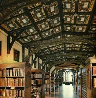 Bodleian+Library,+Oxford+University,+England.jpg